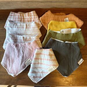 KeaBabies Egmao baby fleece and muslin baby bandana bibs